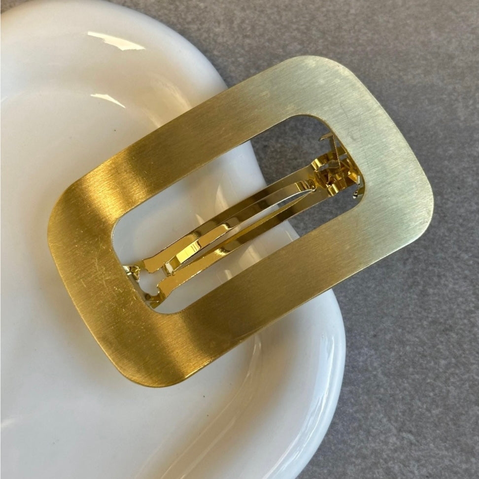 HAIRCUFF 014
