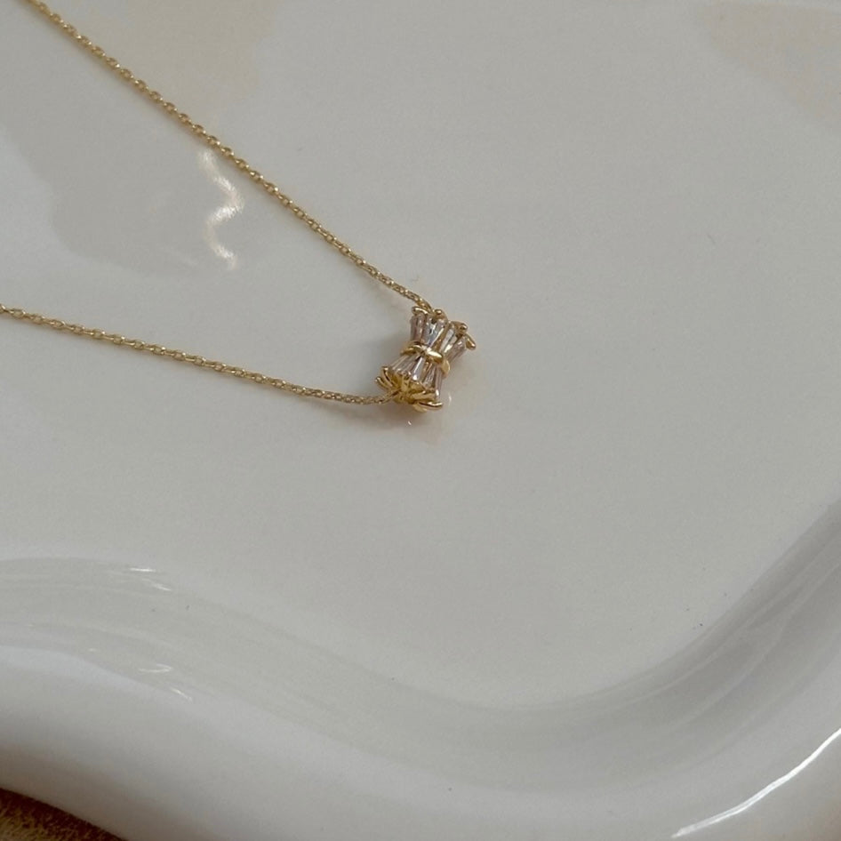 CADENA PIEDRA BLANCA