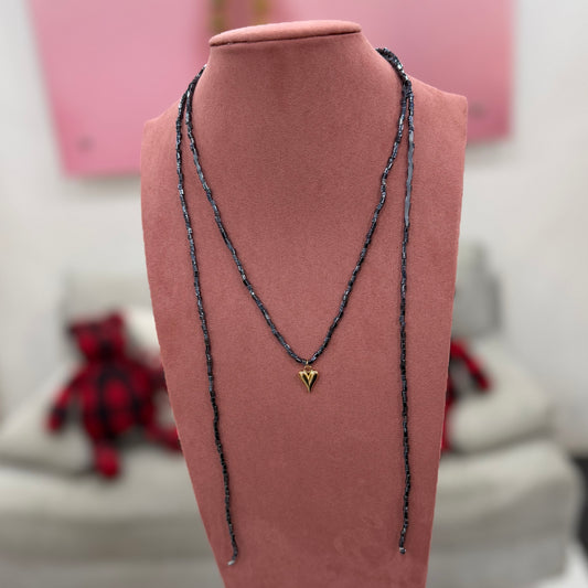 Corbatín azul con corazon