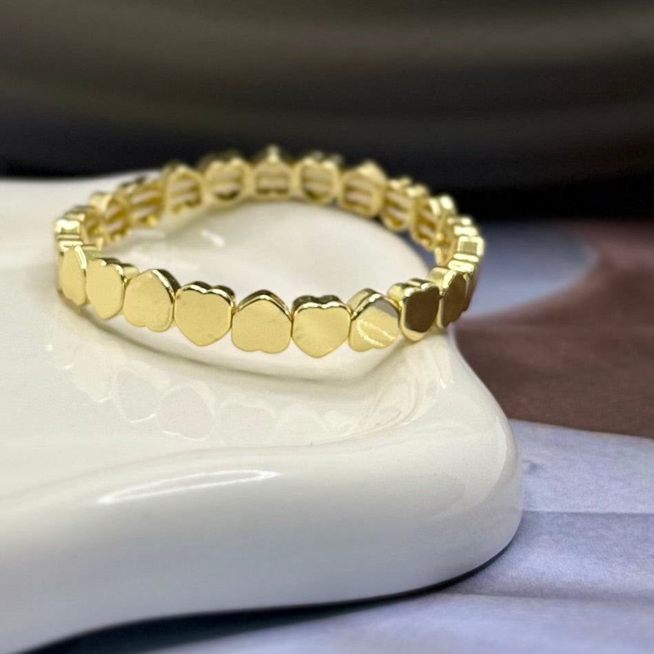 PULSERA DORADA CORAZONES
