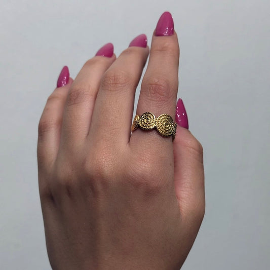 Anillo circular caracol