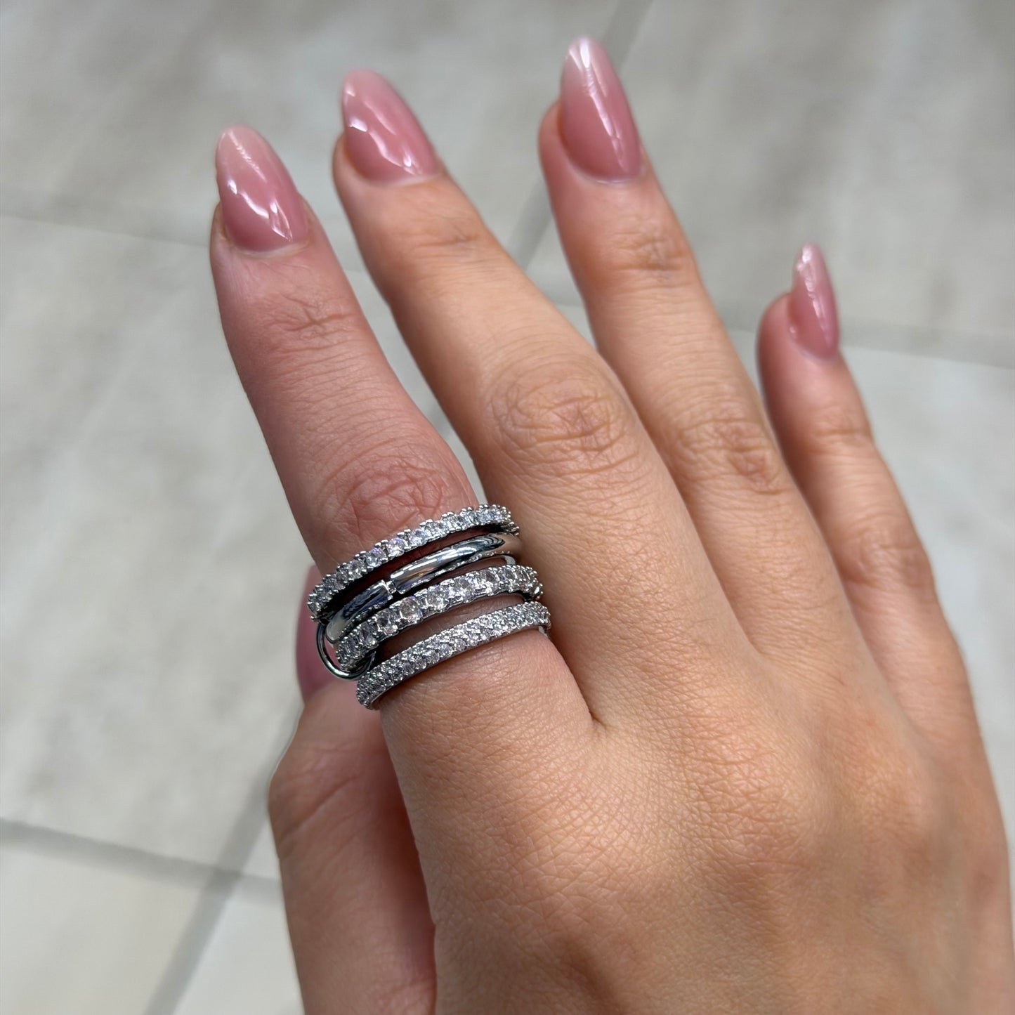Anillo 4lineaa zirconias