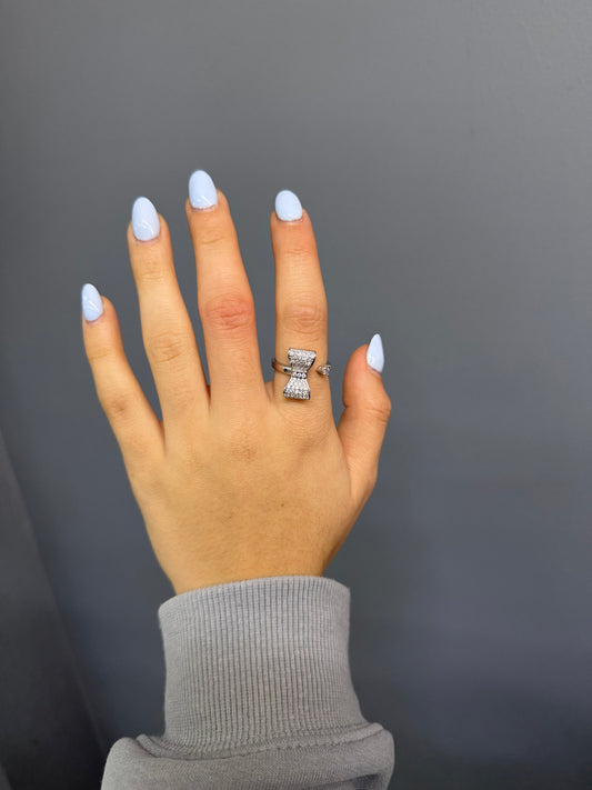 Anillo moñito con piedritas