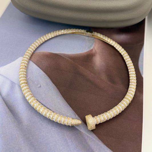 CADENA ZIRCONIA CLAVO