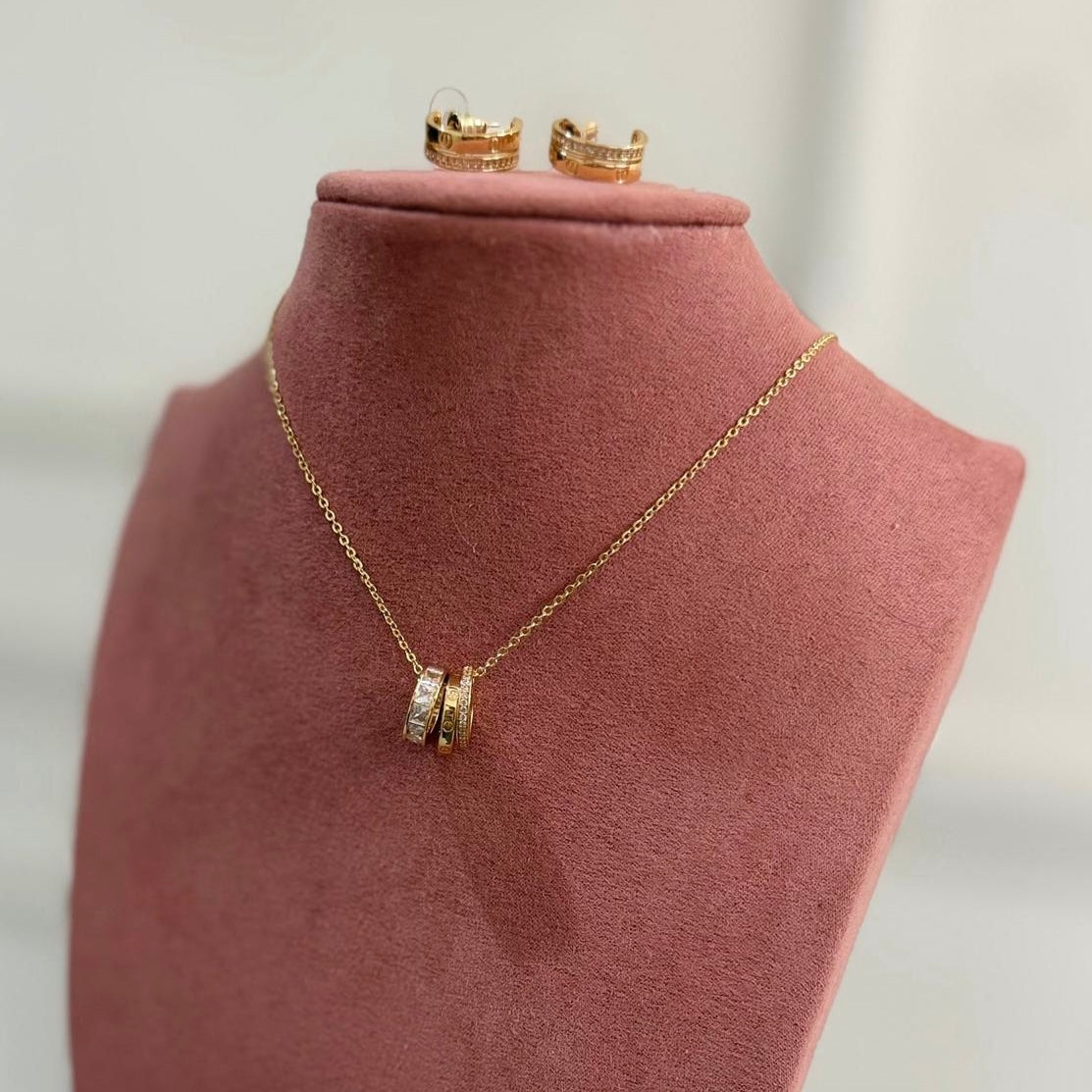 Set collar y aretes 001