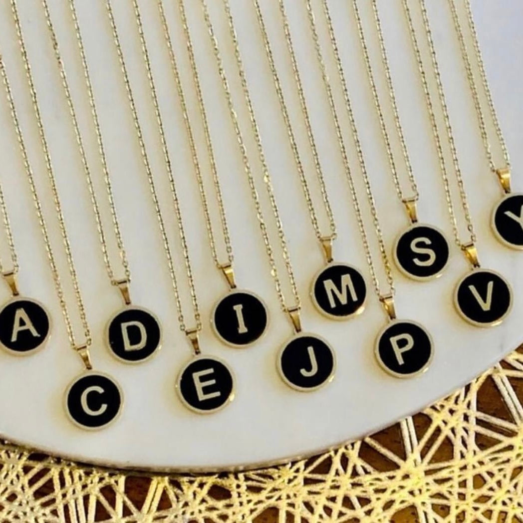 Cadena con inicial