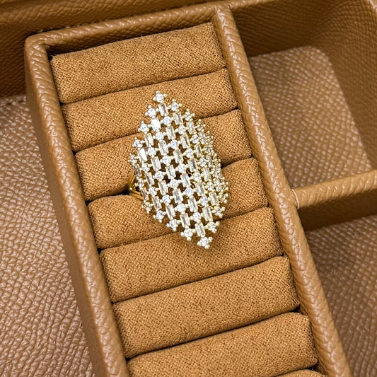 ANILLO ROMBO CON ZIRCONIA