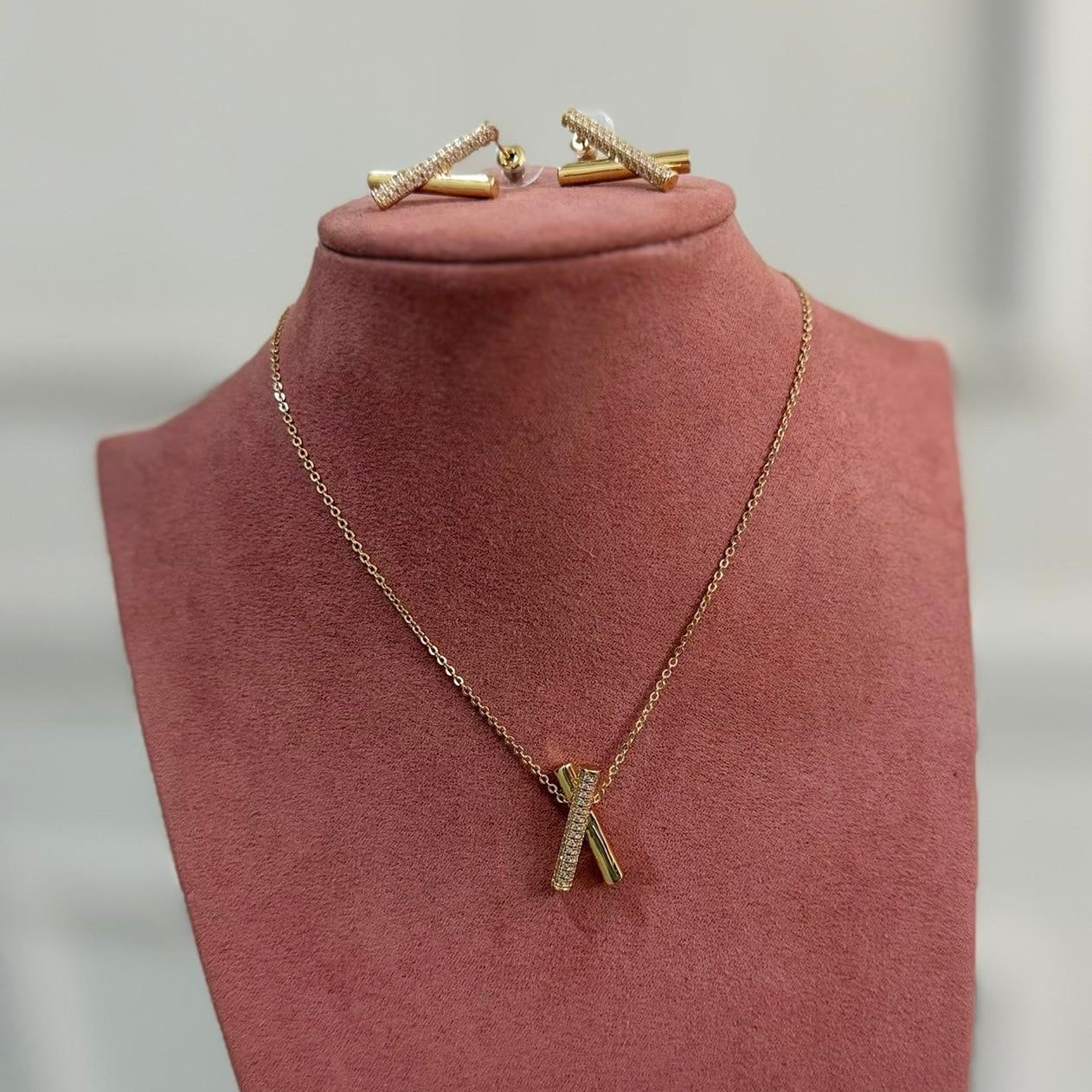 Set collar y aretes 005