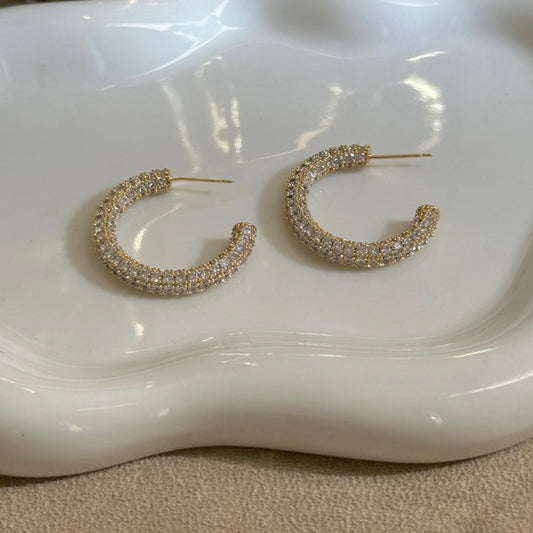 ARRACADA CON ZIRCONIA