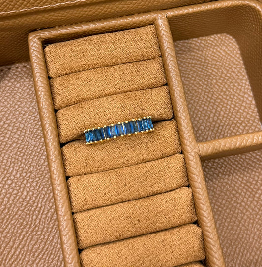 ANILLO CON PIEDRA AZUL