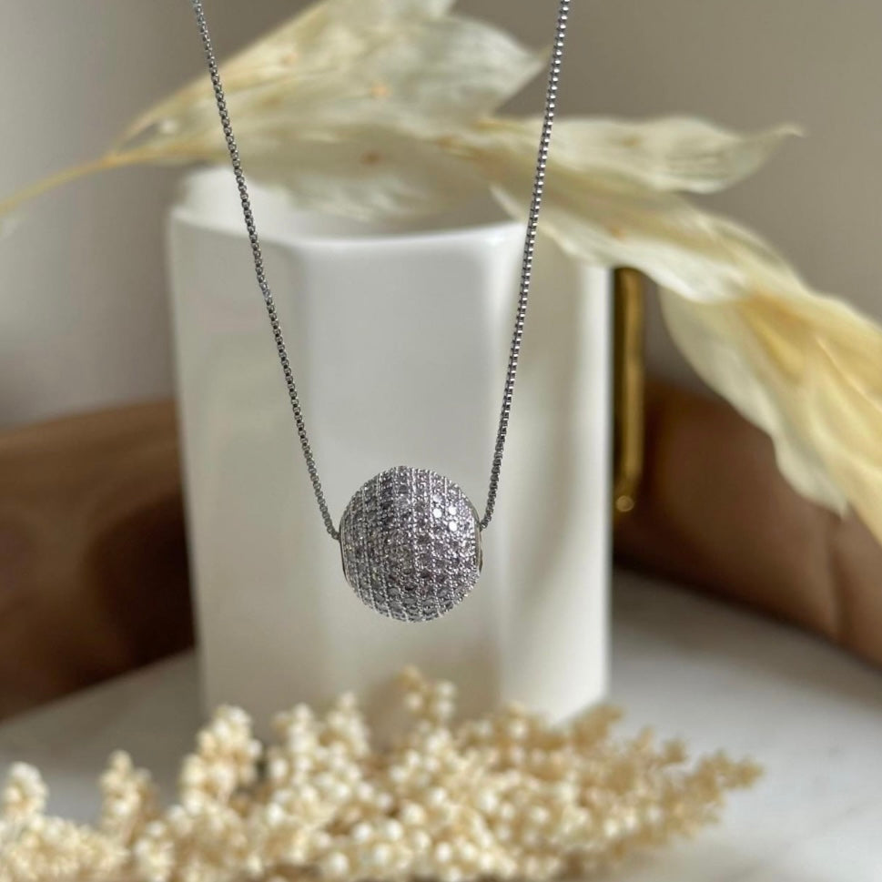 COLLAR BOLA CON ZIRCONIA