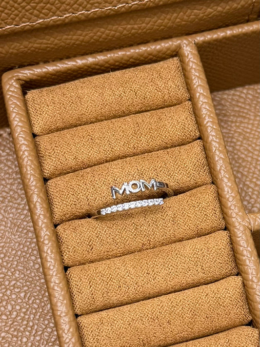 ANILLO PLATEADO MOM CON ZIRCONIA