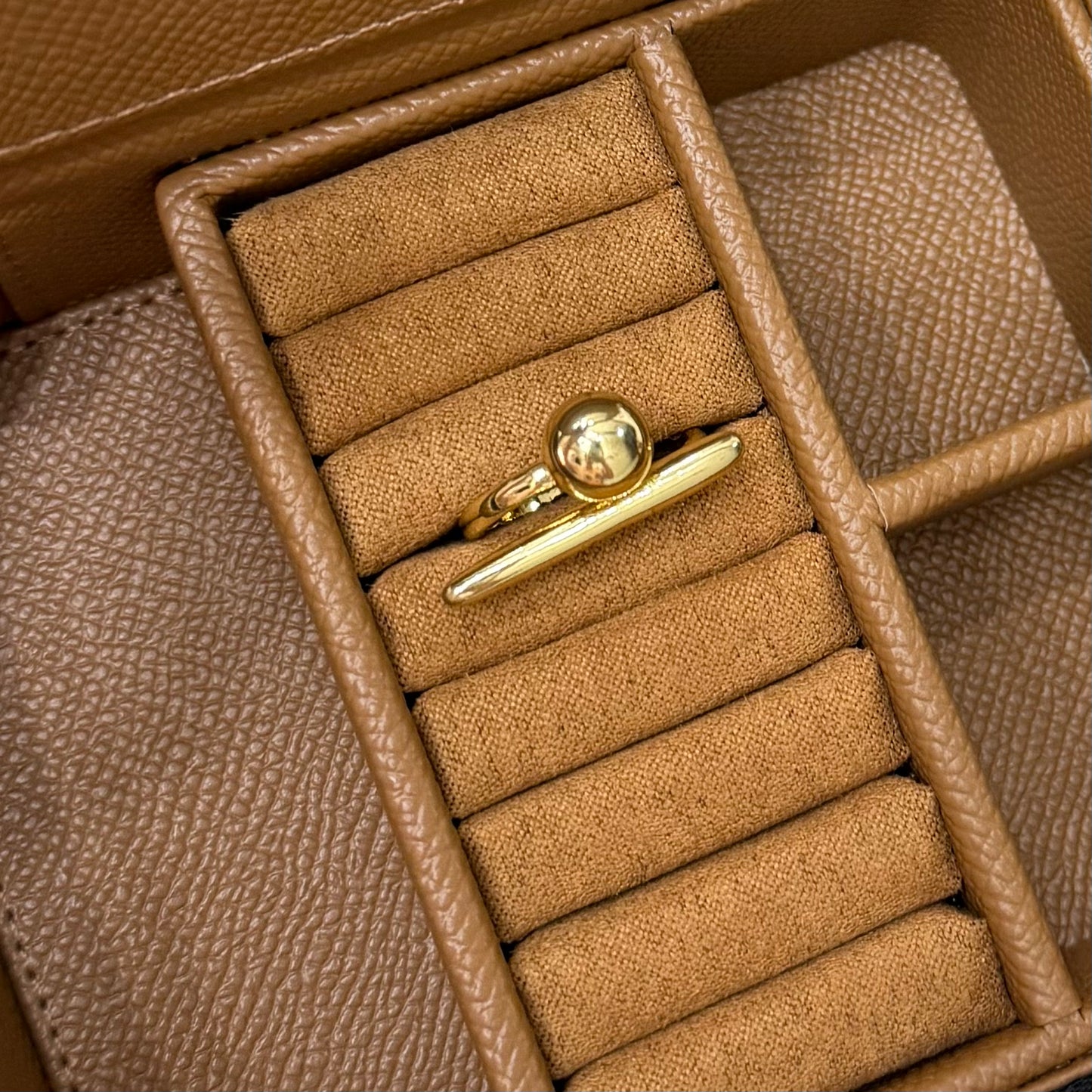ANILLO CHUNKY BOLA Y LÍNEA