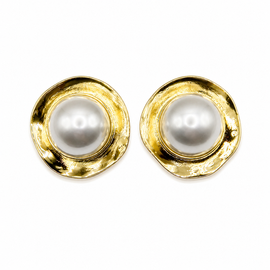 Arete dorado circular con perla chunky