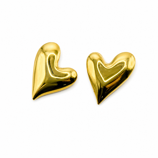 Arete dorado corazón liso