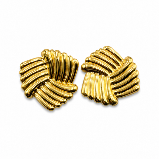 Arete dorado rayado