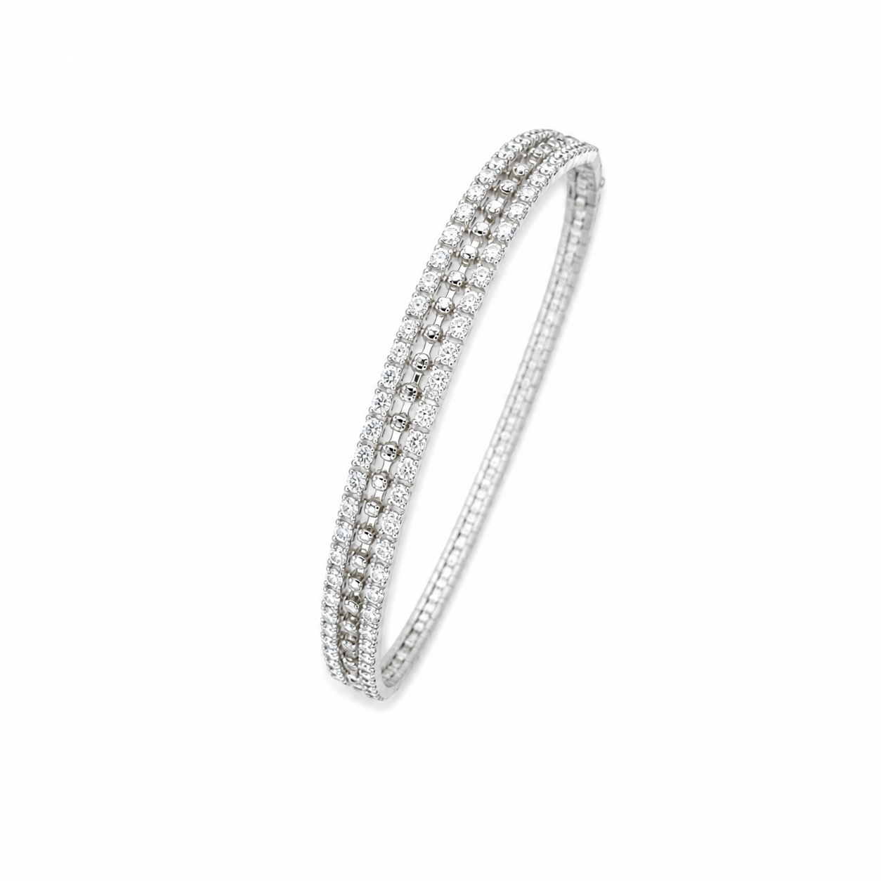 Pulsera plateada triple con piedras blancas