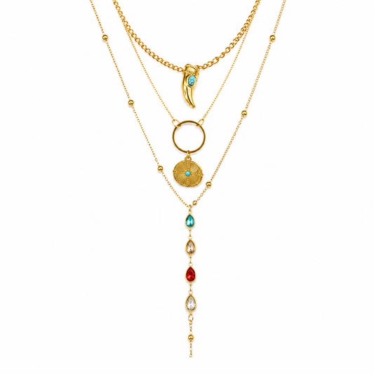 Collar triple con colgantes