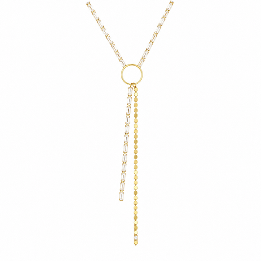 Collar dorado tipo corbatín con piedras blancas