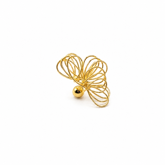Anillo dorado ajustable media mariposa