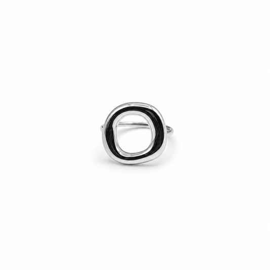 Anillo plateado ajustable circular