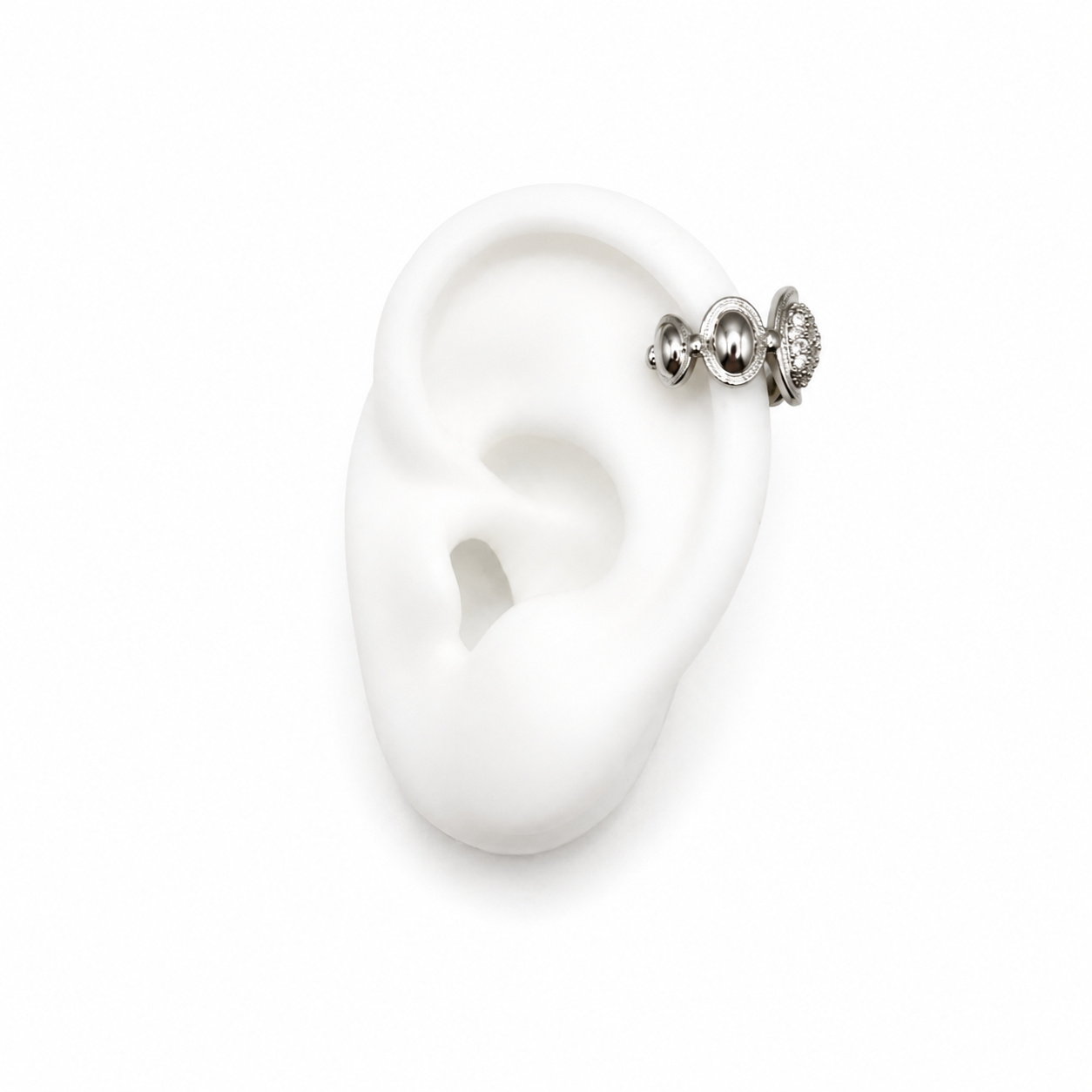 Earcuff plateado círculos
